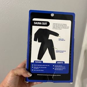 Unisex 2 piece sauna suit. Never worn. In new condition